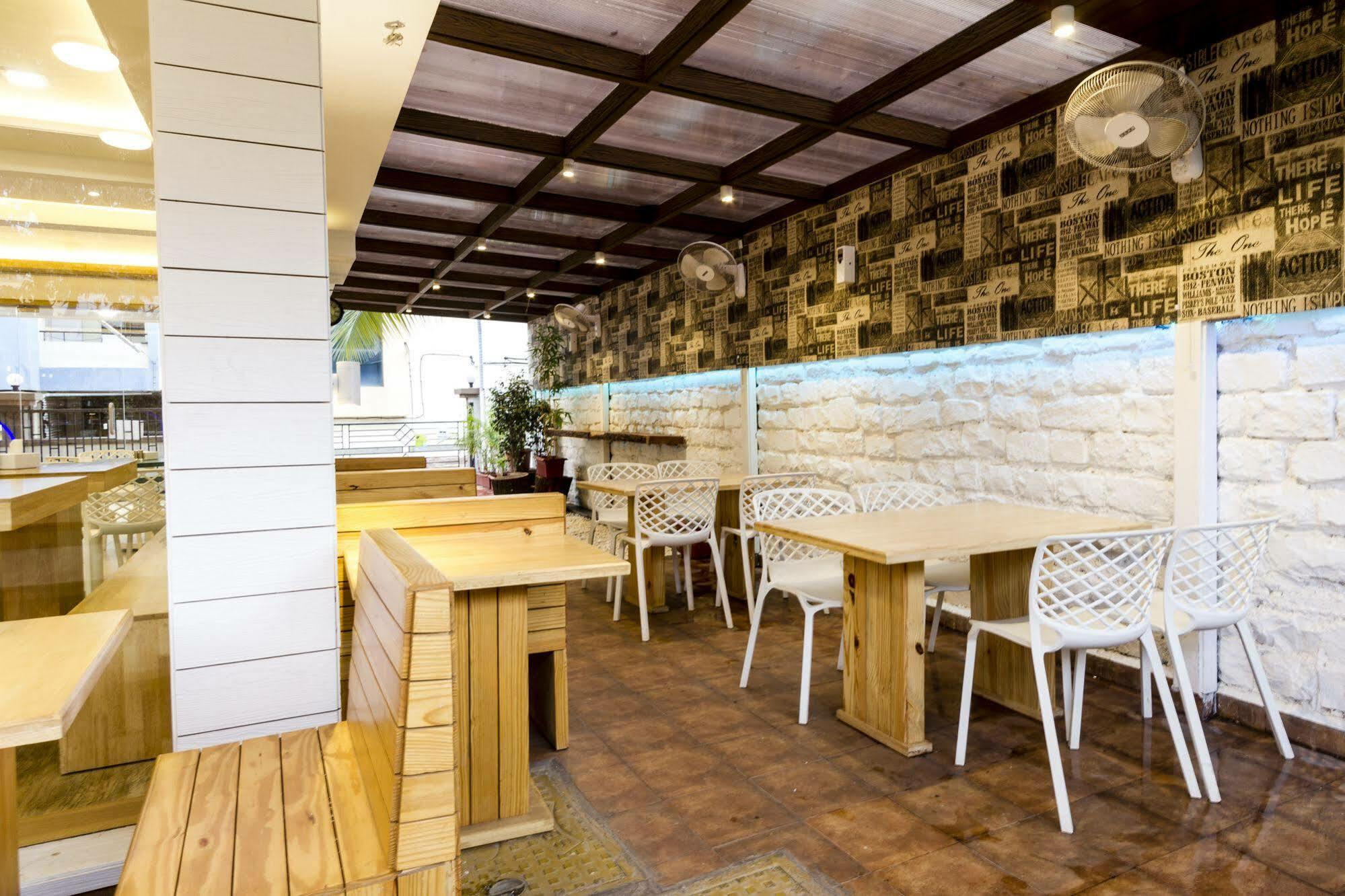 Fabhotel Imperio - Nr Baner Hill Пюн Екстериор снимка